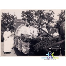 Pannerden Bevrijdings feest augustus 1945 Coll.J.van Ingen (4)